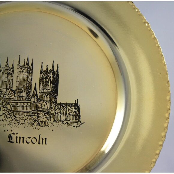 English Gothic Historic Lincoln Cathedral, UK 24K Gold Plated Collectible Plate - Picture 6 of 16